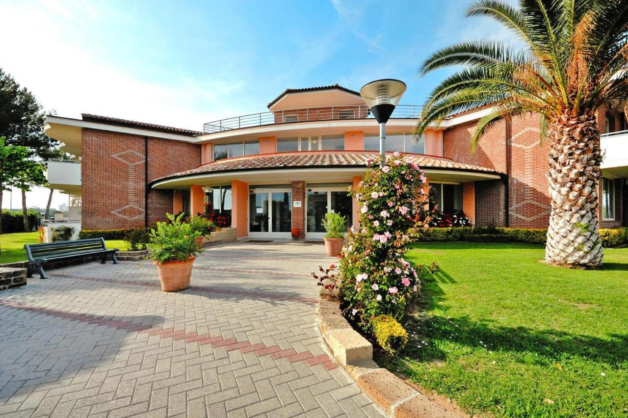 Apartment La Cecinella In Cecina Mare Marina di Cecina Esterno foto